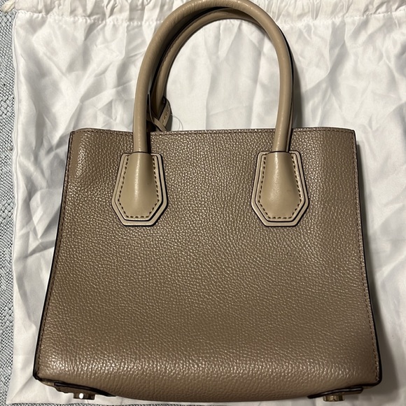 MICHAEL KORS PURSE 👜 - Picture 5 of 5